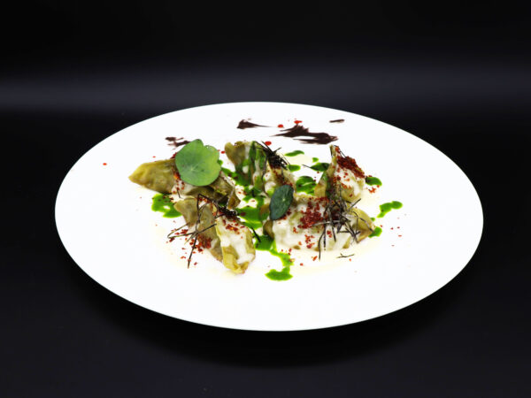 Gyoza alle erbe, ortaggi, fonduta di caciocavallo podolico e peperone crusco