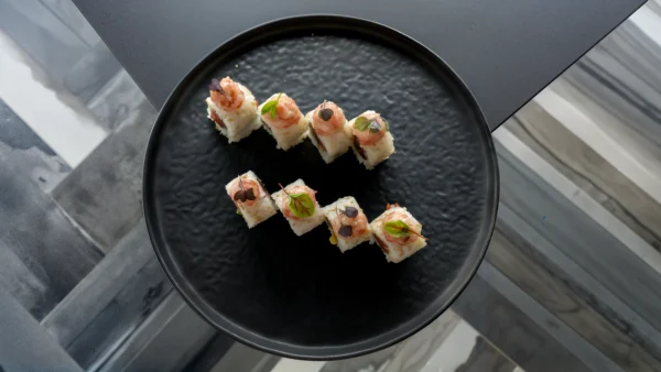 Maguro tonno con carpaccio di capesante